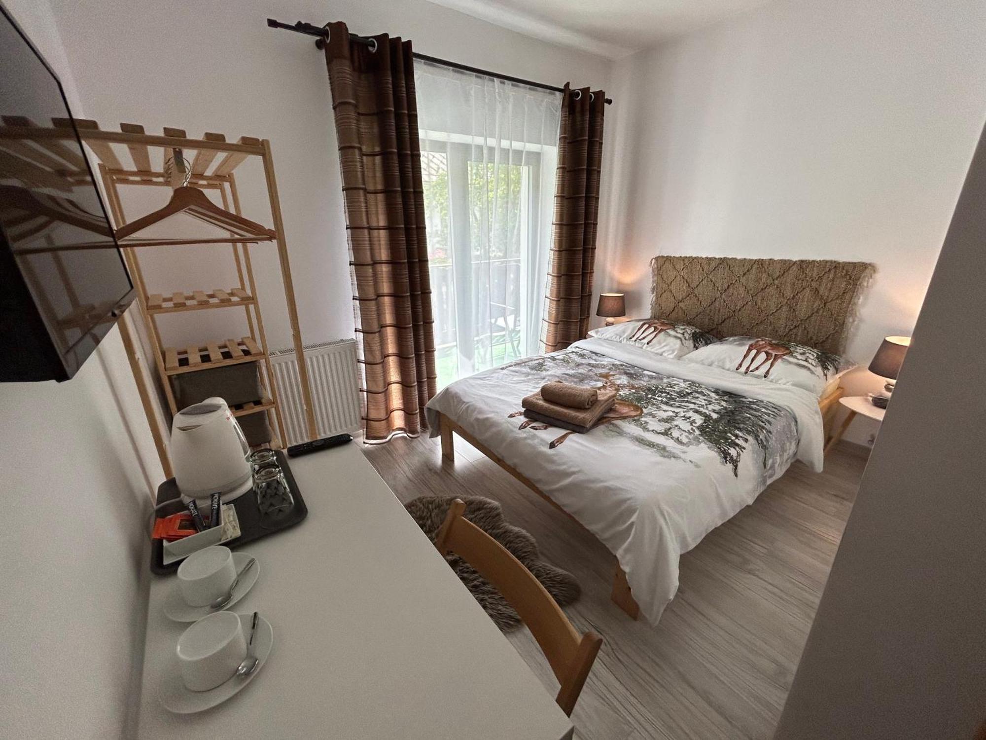 Jeleni Ruczaj Hotel คาร์ปัตซ์ ภายนอก รูปภาพ